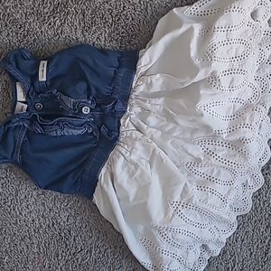 Girls clothes